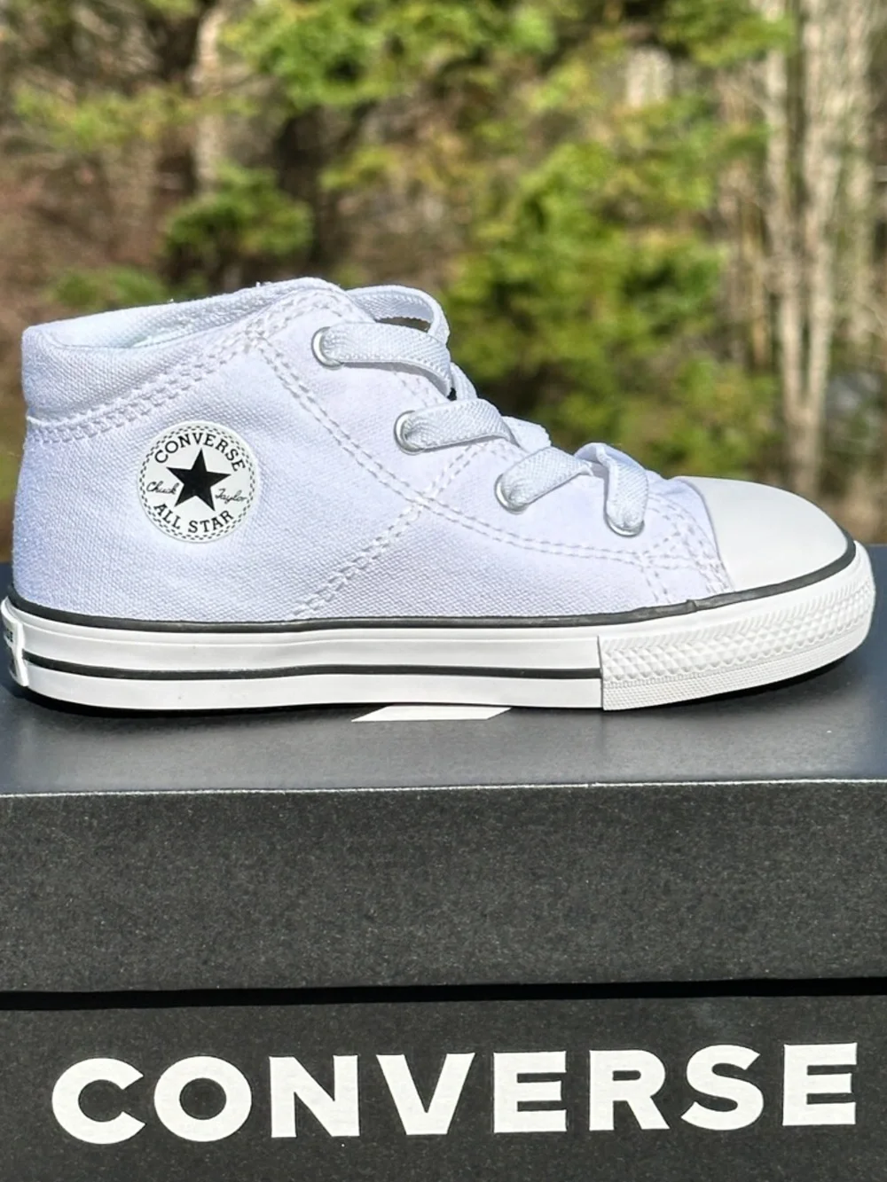 Converse little girls